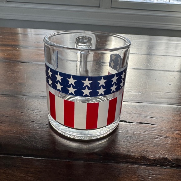 Patriotic Stars and Stripes Glass Mug - Picture 2 of 6